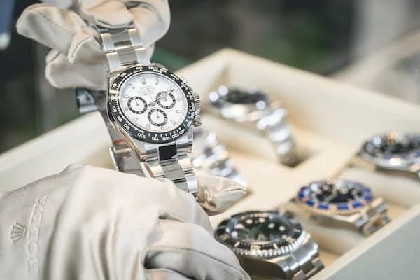 Rachat montre luxe Paris avec paiement rapide