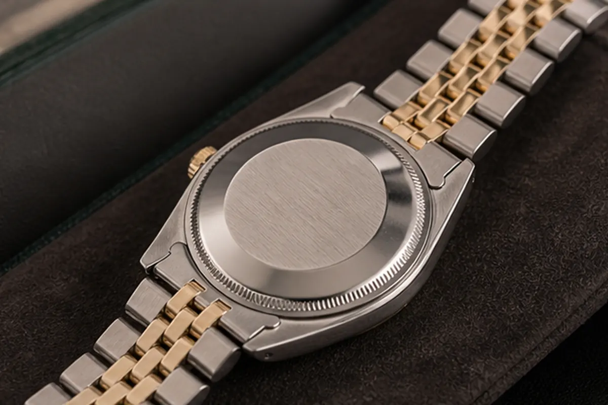 Dos de Datejust Dos de Rolex Datejust photographié pour estimation