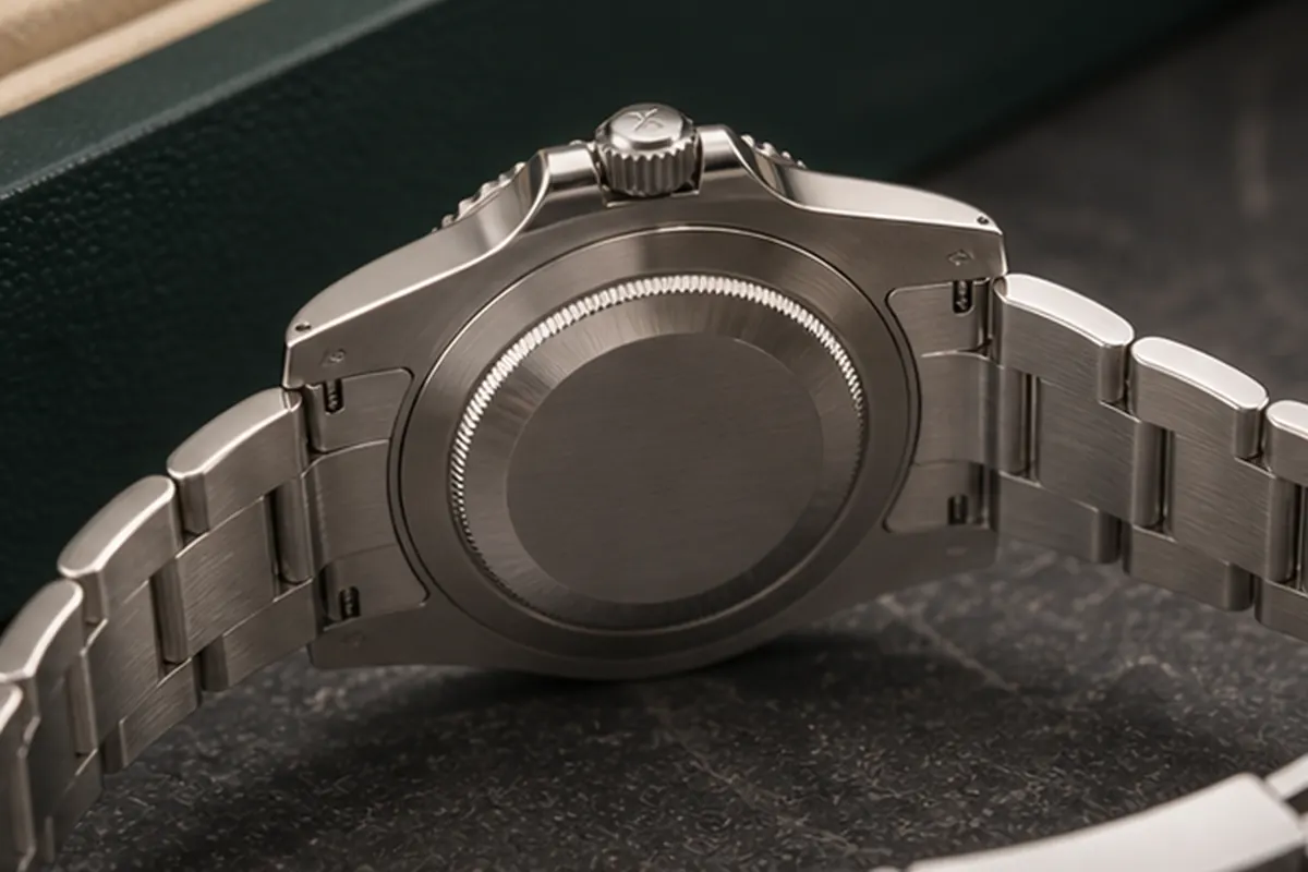 Dos de Submariner Dos de Rolex Submariner photographié pour estimation